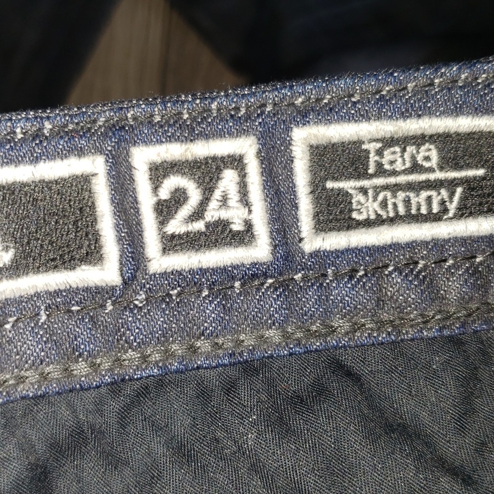 Rock Revival jeans - Picture 4 of 4